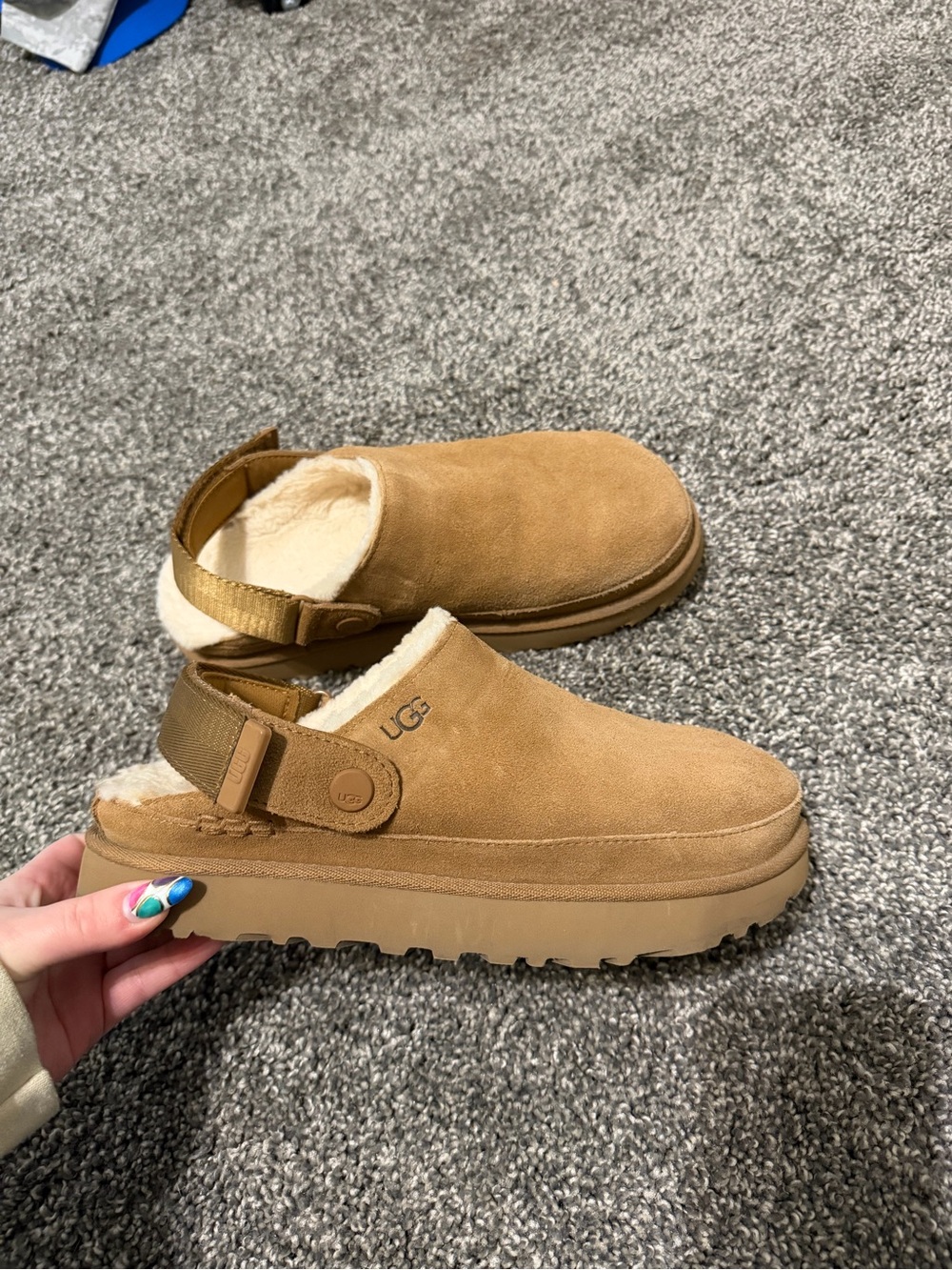 ugg goldenstar cozy clog